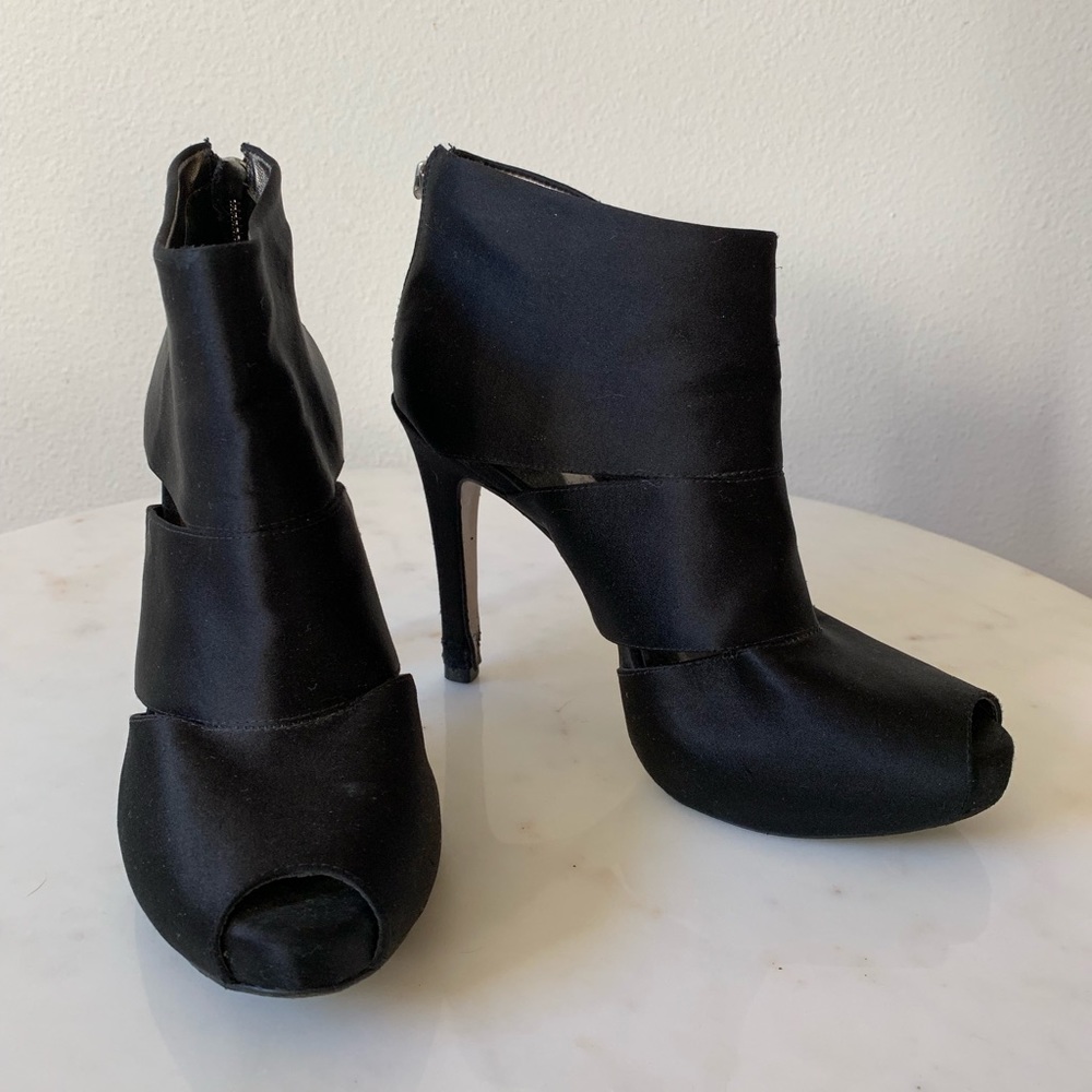 Tory Burch Black Satin Open Toed Bootie size 71/2
